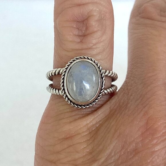 Sterling Silver 925 Oval Bezel Set Moonstone Twisted Split Shank Ring Sz 4.5 - Picture 12 of 16